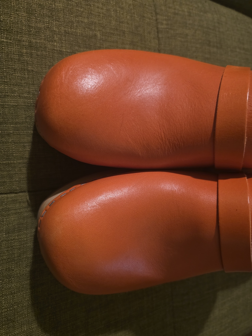Swedish Hasbeens Orange Leather Clogs - Picture 7 of 9